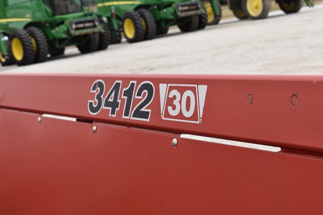 Image of Case IH 3412 equipment image 4
