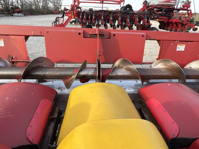 Image of Case IH 3412 equipment image 3