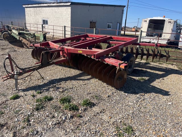 Image of Case IH 3800 equipment image 2