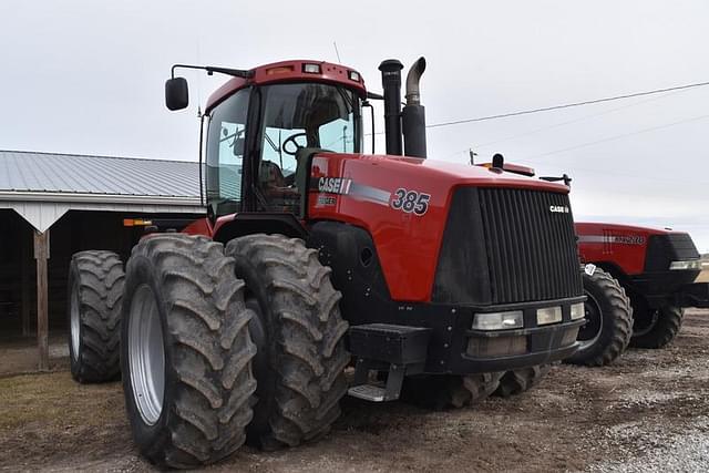 Image of Case IH Steiger 385 equipment image 2