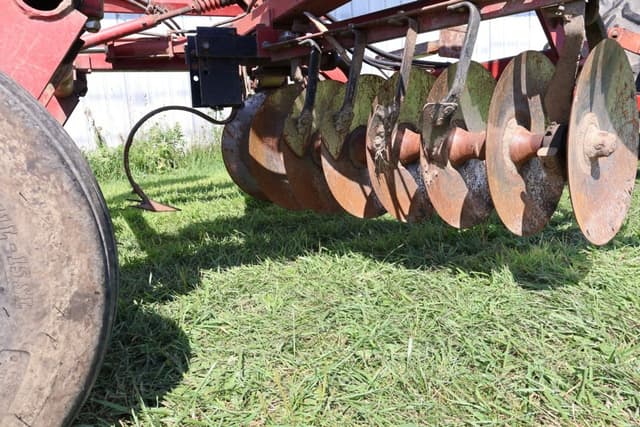 Image of Case IH 3900 equipment image 4