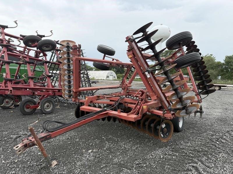 Case IH 3900 Equipment Image0