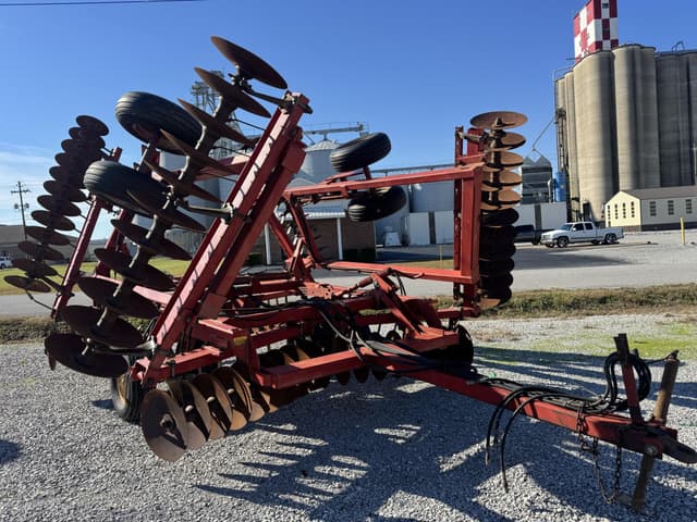 Image of Case IH 3900 equipment image 2