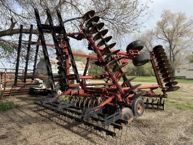 Image of Case IH 3900DH equipment image 4
