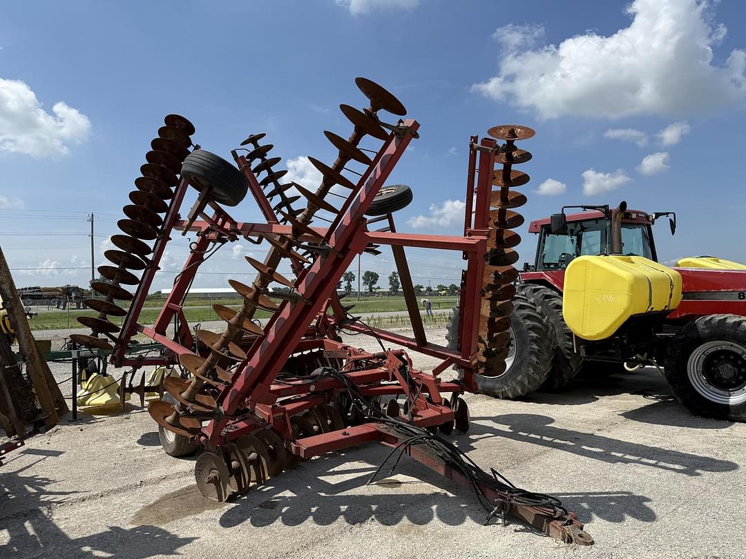 Image of Case IH 3900 Primary image