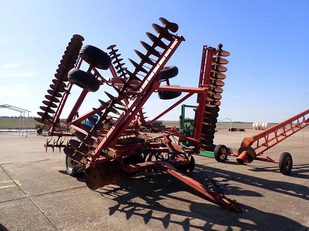 Image of Case IH 3900 Image 0