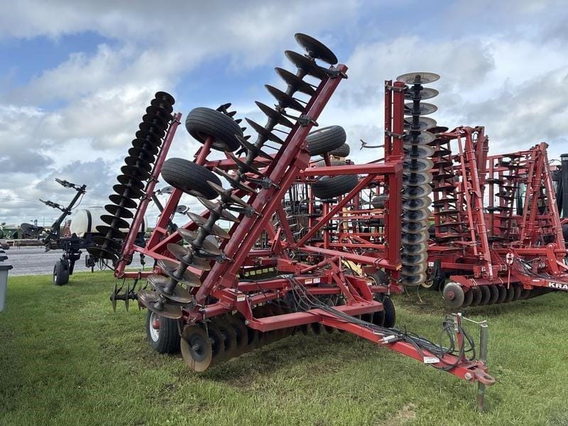 Case IH 3950 Equipment Image0