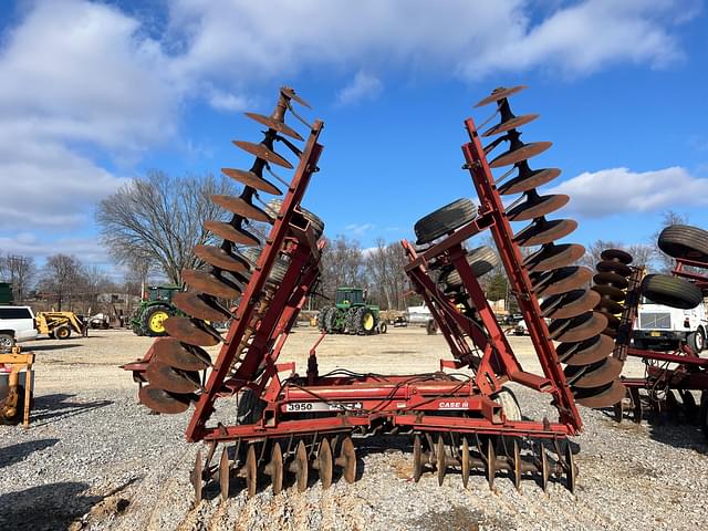 Image of Case IH 3950 equipment image 2