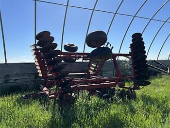 Case IH 3950 Equipment Image0