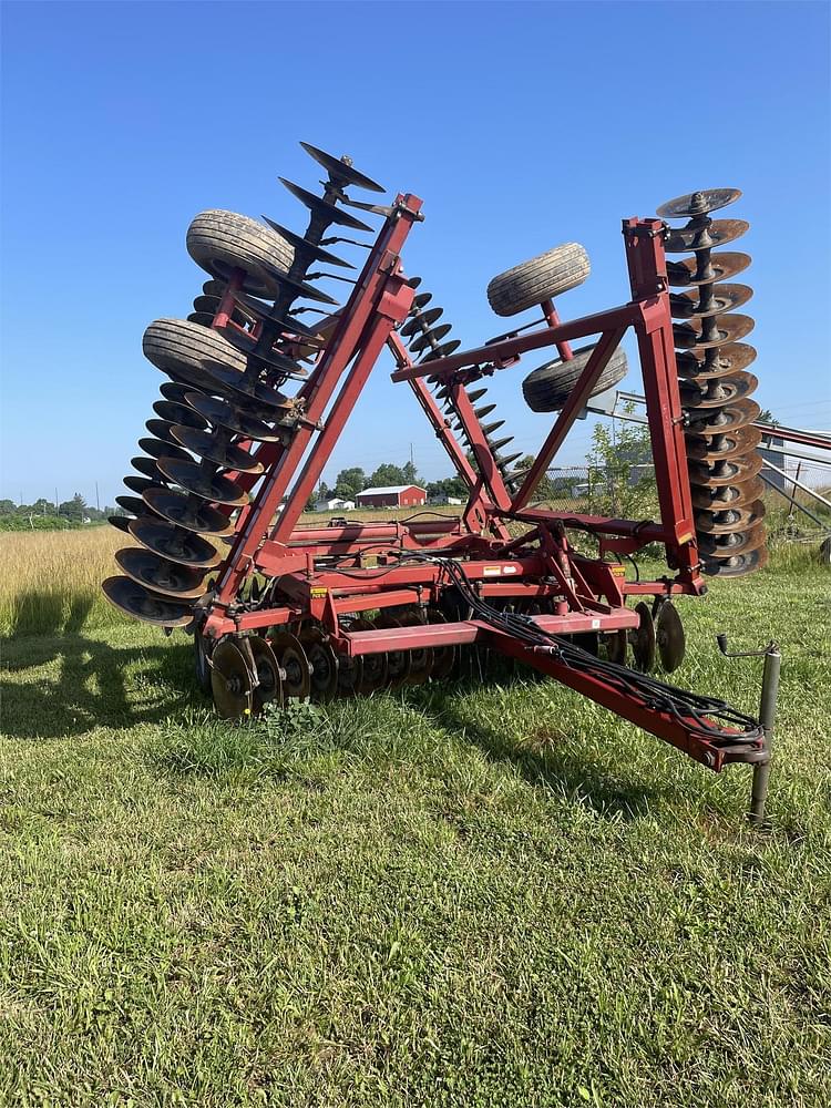 Case IH 3950 Equipment Image0