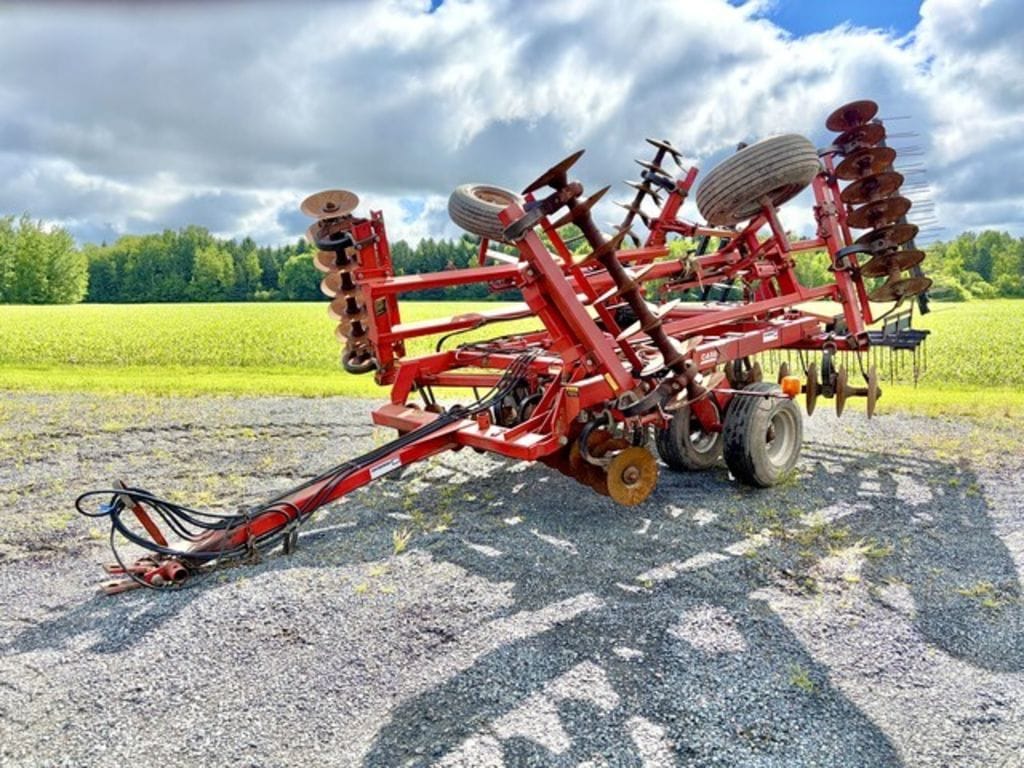 Case IH 3950 Equipment Image0