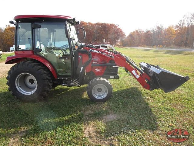 Image of Case IH Farmall 40C equipment image 3