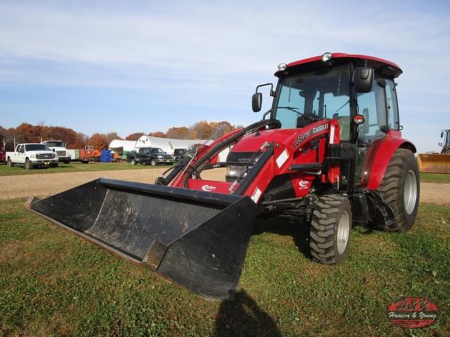 Image of Case IH Farmall 40C equipment image 1