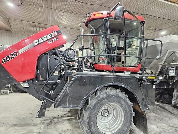 Image of Case IH Titan 4020 equipment image 4