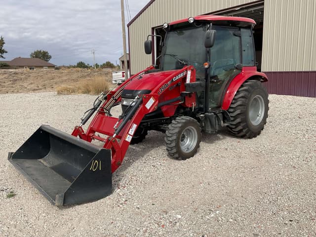 Image of Case IH Farmall 40C equipment image 1