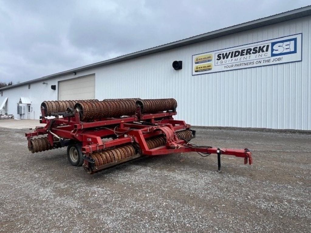 Case IH 415 Equipment Image0