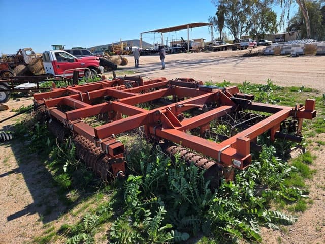 Image of Case IH 415 equipment image 1