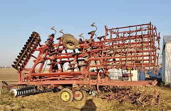 Case IH 4200 Equipment Image0