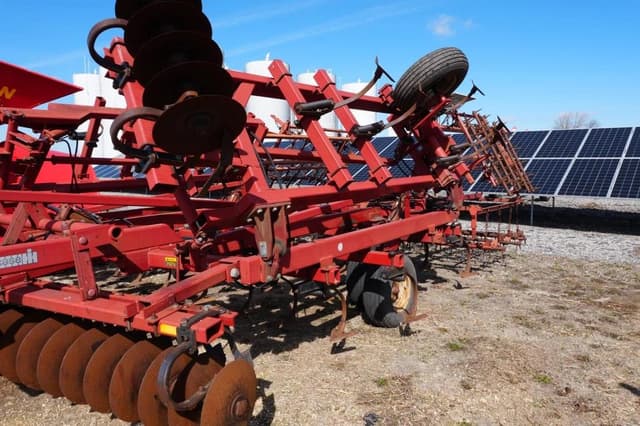 Image of Case IH 4200 equipment image 1
