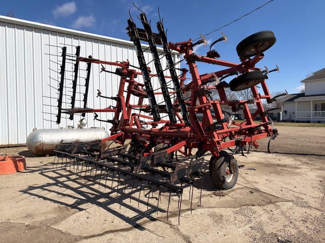 Image of Case IH 4300 equipment image 2