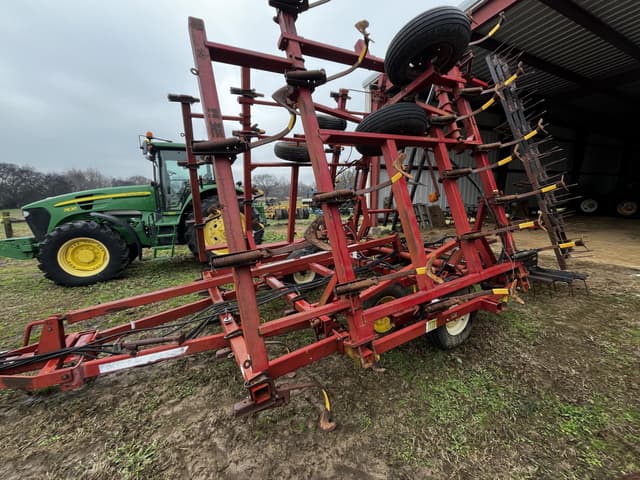 Image of Case IH 4300 equipment image 2