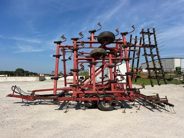 Image of Case IH 4300 equipment image 2