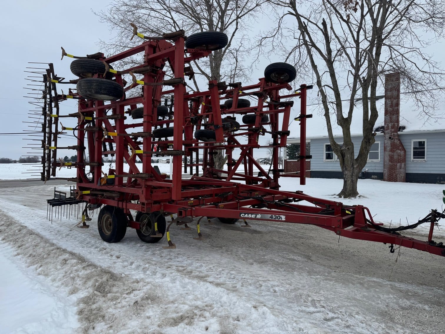 Case IH 4300 Equipment Image0