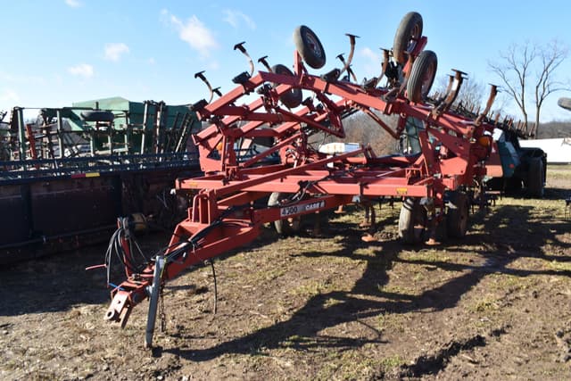Image of Case IH 4300 equipment image 2