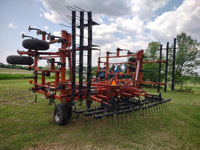 Image of Case IH 4300 equipment image 2