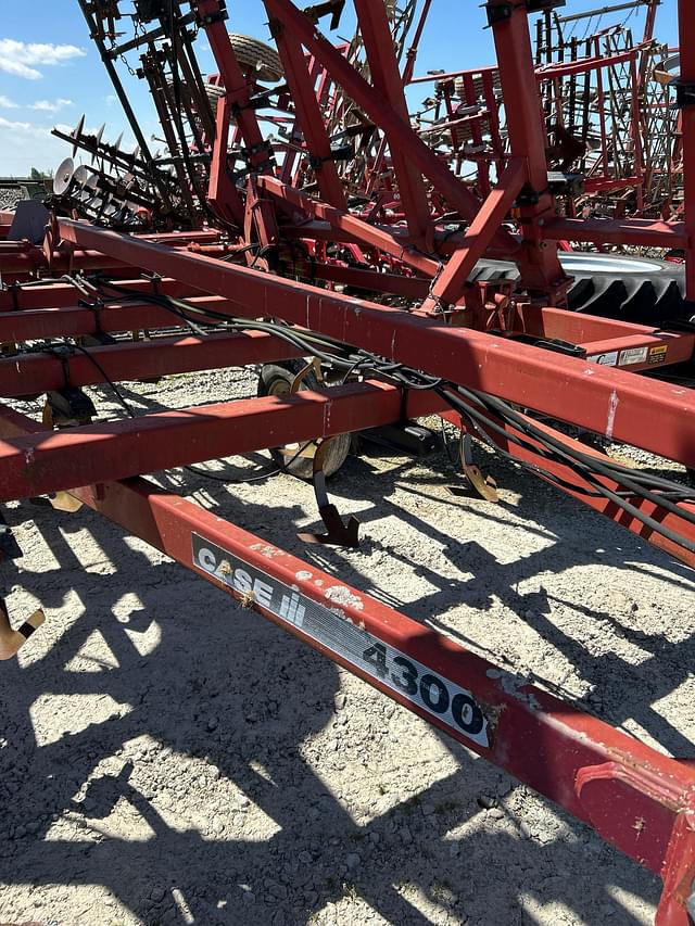 Image of Case IH 4300 equipment image 3