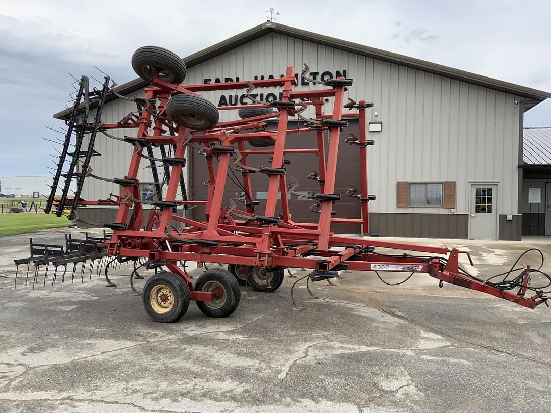 Image of Case IH 4300 Image 1
