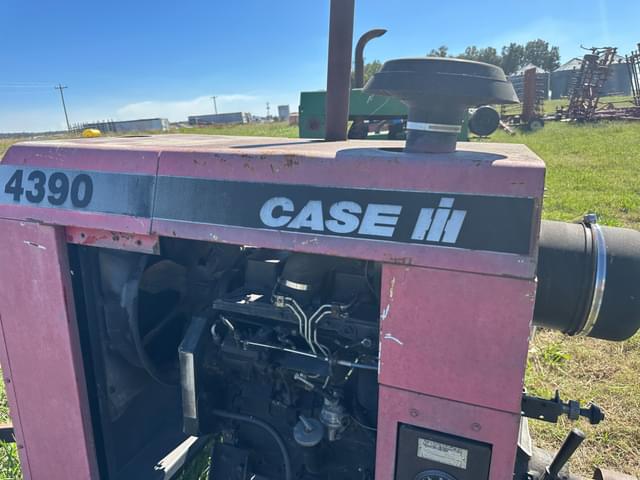 Image of Case IH 4390 equipment image 4