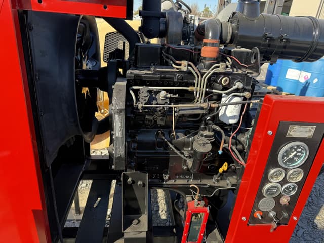 Image of Case IH 4390 equipment image 2