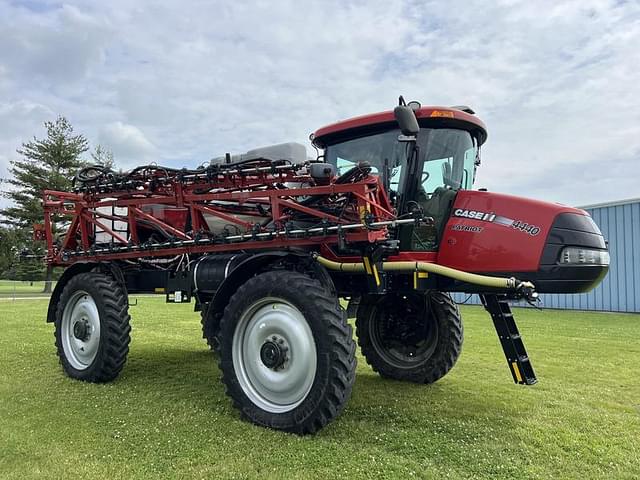Image of Case IH Patriot 4440 equipment image 4