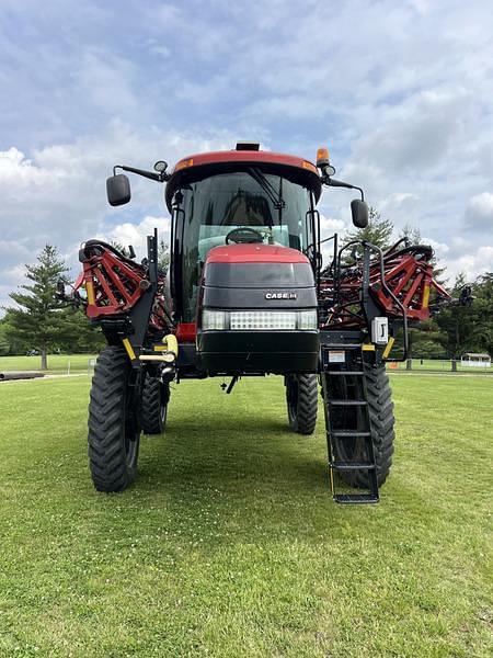 Image of Case IH Patriot 4440 equipment image 2