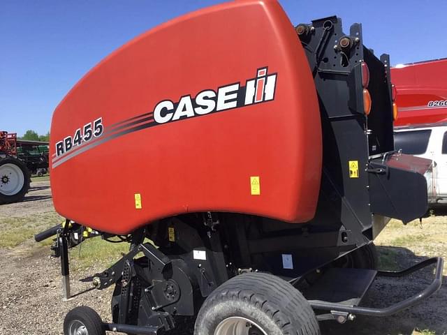 Image of Case IH RB455 equipment image 3