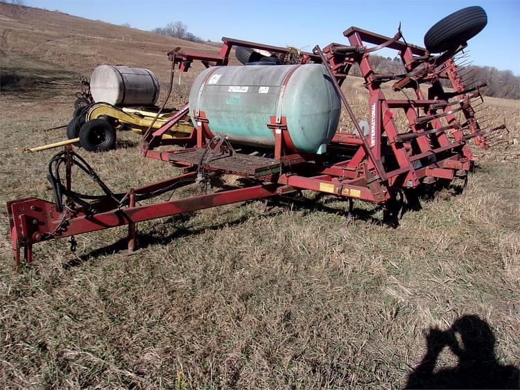 Case IH 4600 Equipment Image0