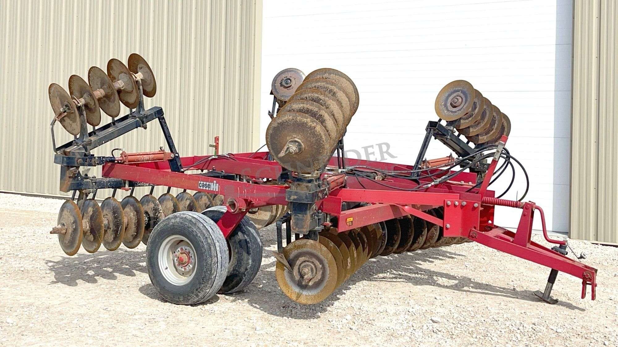 Case IH 475 Equipment Image0