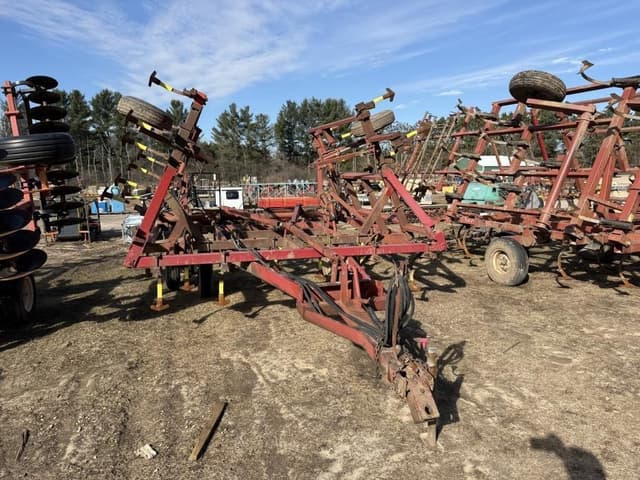 Image of Case IH 4800 equipment image 2