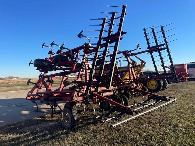 Image of Case IH 4800 equipment image 4