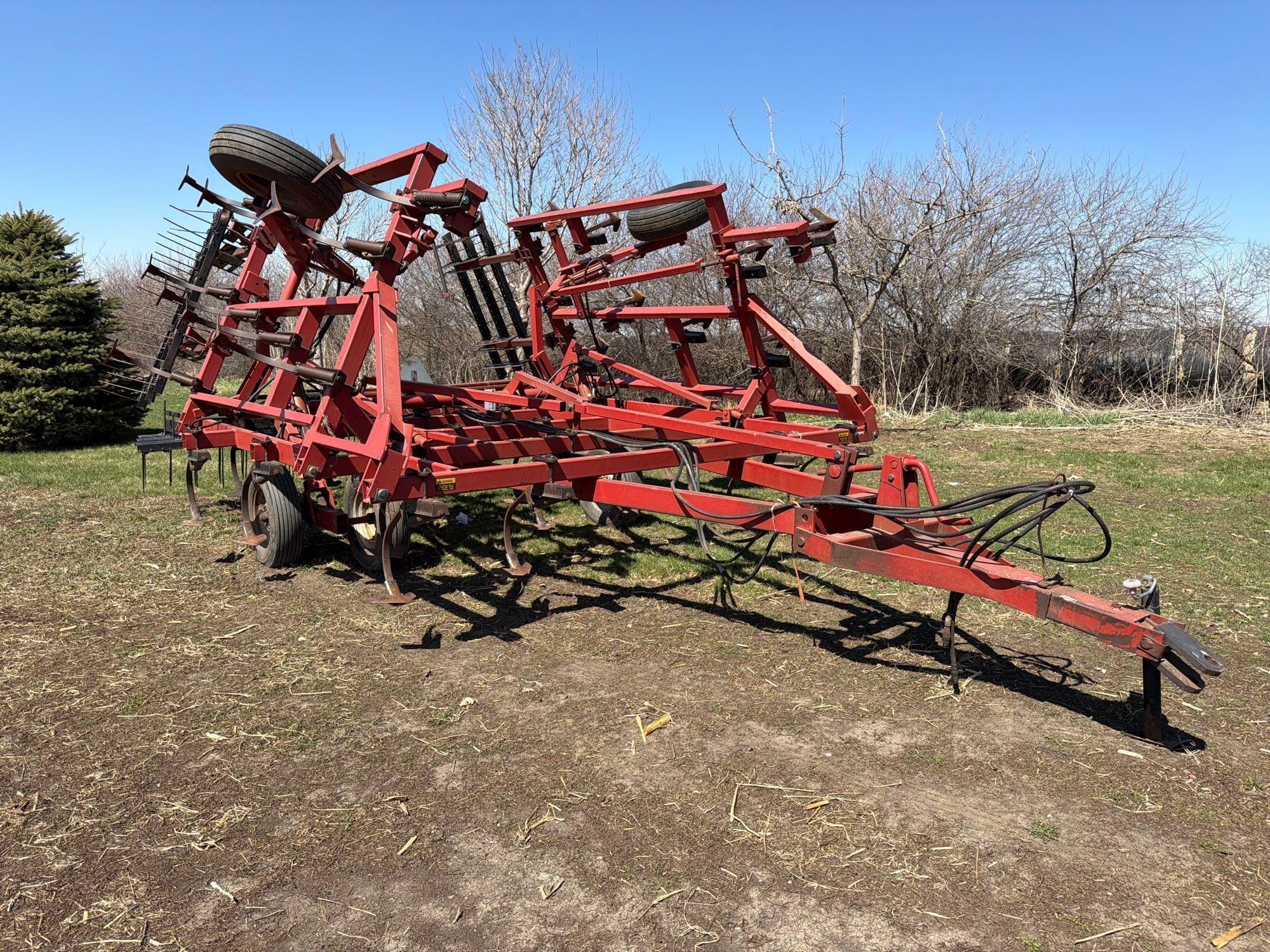 Case IH 4800 Equipment Image0