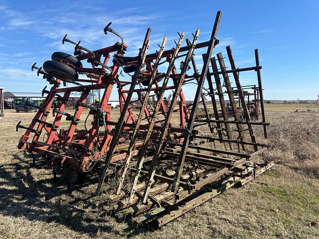 Image of Case IH 4800 equipment image 3