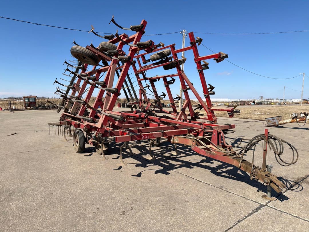 Image of Case IH 4800 Primary image