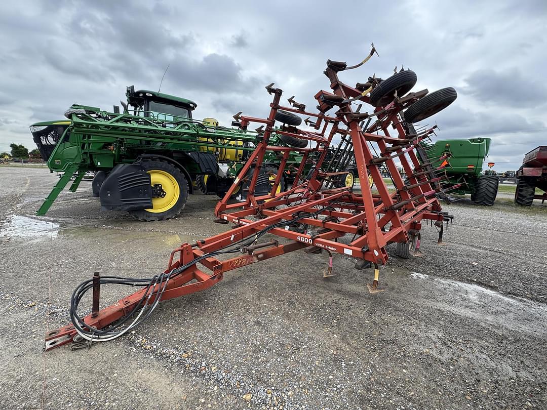 Image of Case IH 4800 Primary image