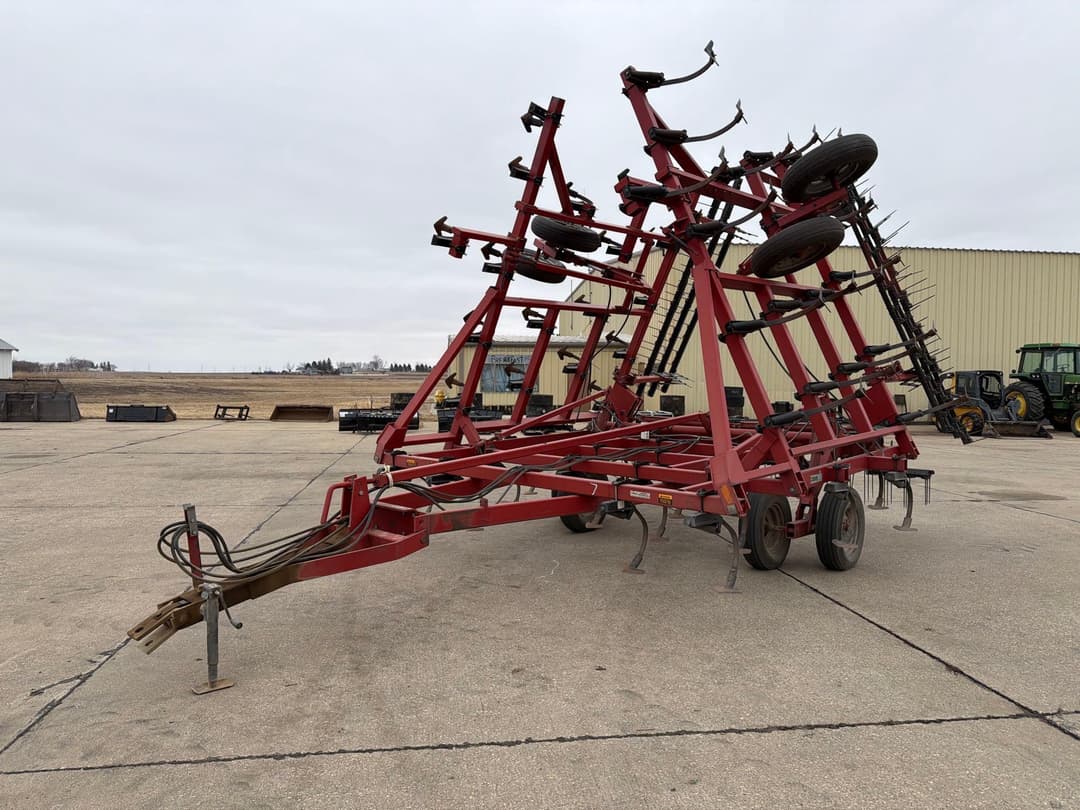 Image of Case IH 4800 Primary image