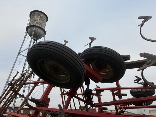 Image of Case IH 4800 equipment image 2