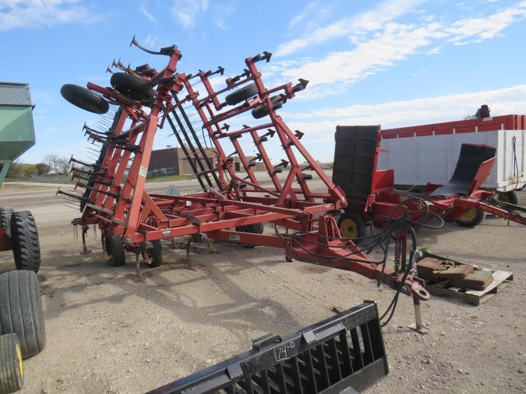 Image of Case IH 4800 Image 1