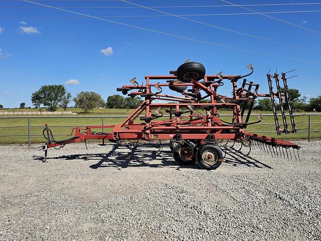 Image of Case IH 4800 equipment image 2