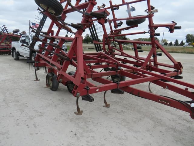Image of Case IH 4800 equipment image 1
