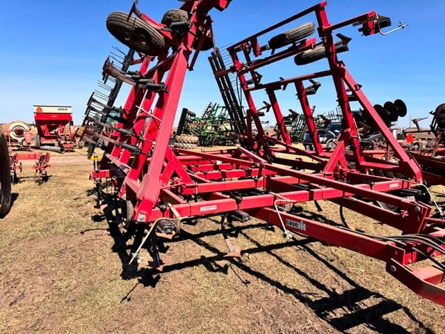 Image of Case IH 4800 equipment image 3